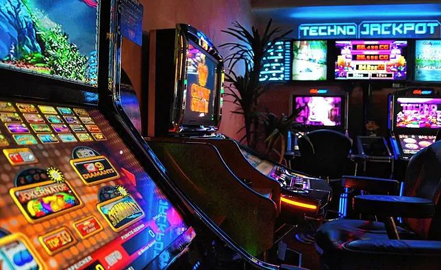 پاکستان میں 92COCO کا آن لائن کیسینو سیکشن کھولیں۔